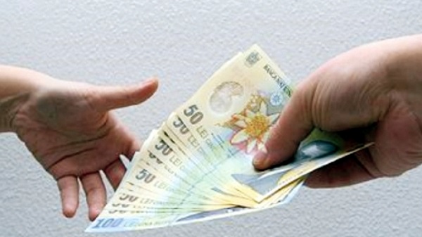 Credit pentru restantieri 2018 - Imprumut pe loc cu buletinul