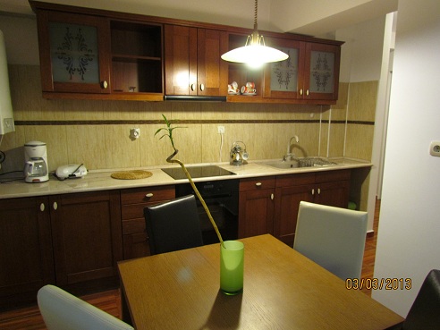 Vanzare apartament lux 3 camere, zona Sisesti-2 Cocosi