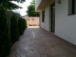 DE VANZARE APARTAMENT 4 CAMERE ZONA DAMAROAIA