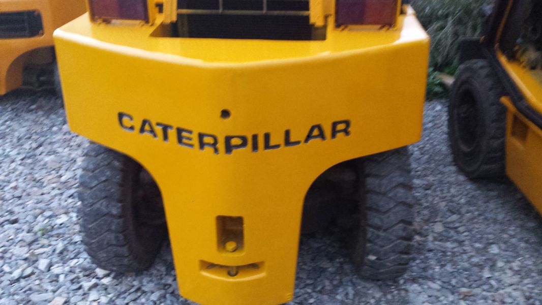 Stivuitor Caterpillar