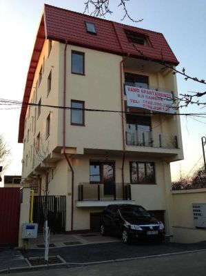 Vand apartamente Damaroaia-Jiului