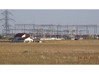 DE VANZARE, Teren intravilan Domnesti, in spatele statiei electrice, suprafata 49.000mp