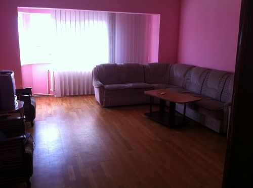 Inchiriez apart 3 camere, Constanta, Faleza Nord,per.15sept-15iulie