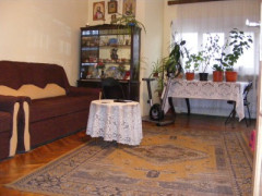 Vand apartament 5 camere cotroceni