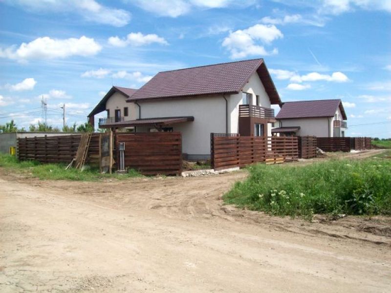 Proprietar Vand teren, Padurea Craiului comBerceni 