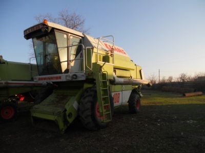 Vand combina Claas Dominator 108