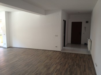 Propietar,vand ap 2(3) camere, drumul taberei, prelungirea ghencea nr 65b