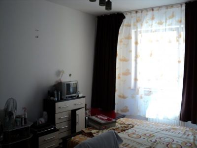 De vanzare apartament 2 camere - Mihai Bravu