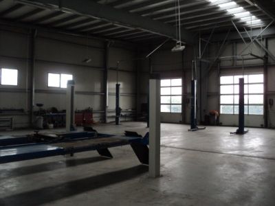 De inchiriat hala service auto 2000 mp - Glina
