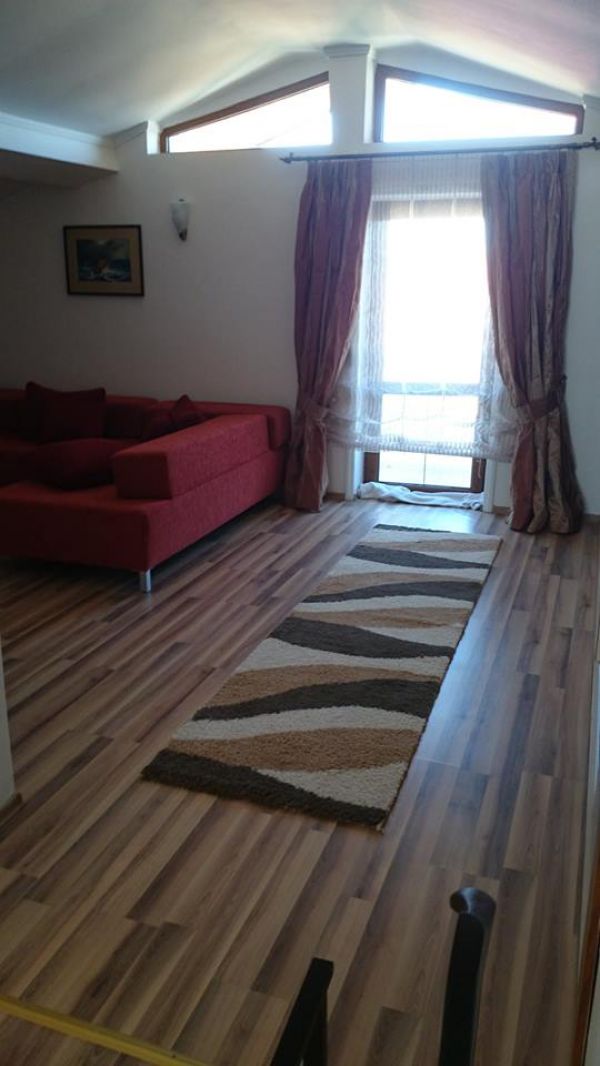 Apartament In Vila, 100mp, Calitate, nivel 2 Mangalia !