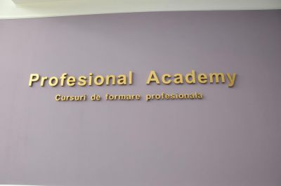 Curs Frizerie Oradea Profesional Academy, Curs De Frizerie Oradea