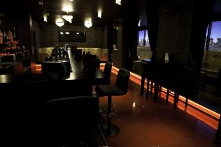 Club Extravagant din Elvetia angajeaza fete