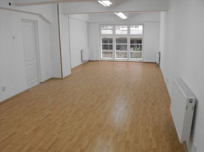 Vanzare/inchiriere spatiu birouri ultracentral