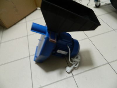 moara cu ciocanele 2in1 (uruitor)