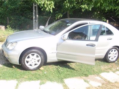 Vand Mercedes C200!!!