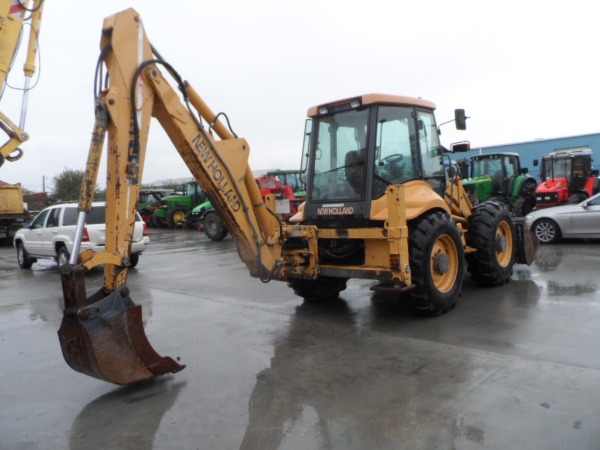 Buldoexcavator New Holland Lb115(2003)