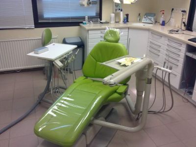 Instalare Medici Stomatologi | Dentisti in franta