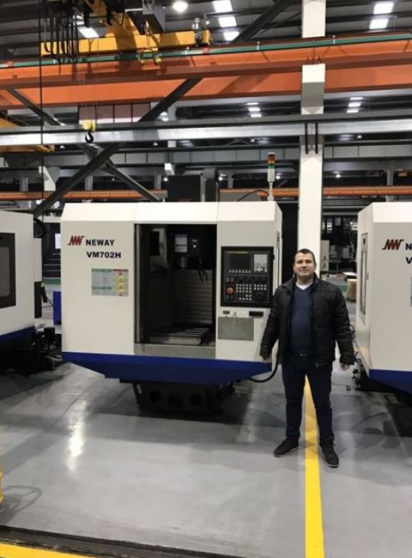 Centru de prelucrare vertical 