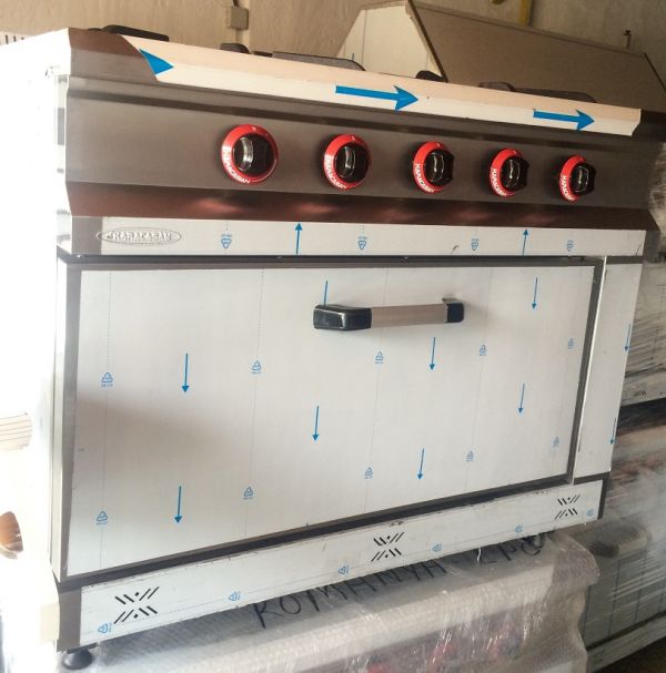 Aragaz profesional 4 ochiuri si cuptor gaz