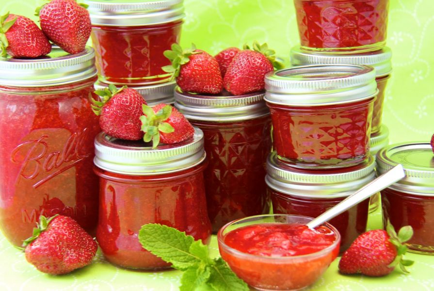Germania  fabrica de ambalat si etichetat dulceata 