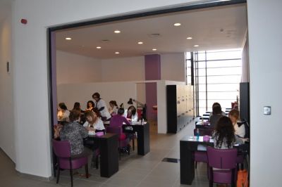 Curs Unghii Tehnice Oradea,Curs Stilist Protezist De Unghii Oradea,Curs Unghii False Oradea