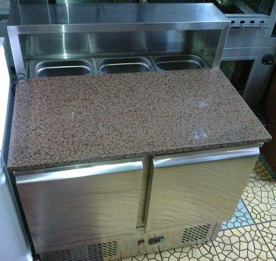 Masa rece pentru pizzerie cu 2 usi