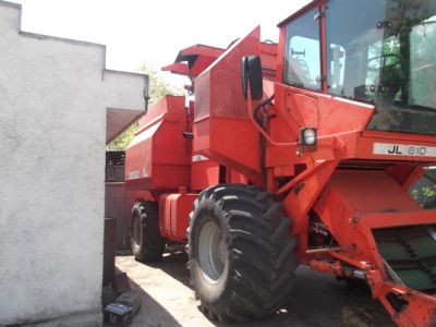 Vand masina de recoltat porumb Burgoin