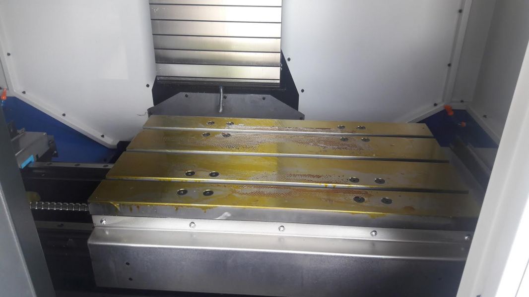 Centru de prelucrare vertical 