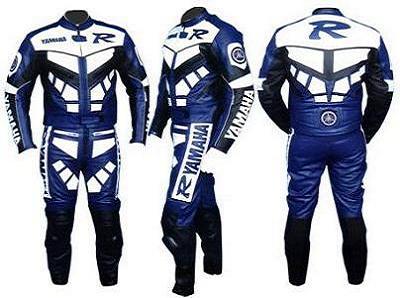 Vindem costume moto, combinezoane moto, armuri moto, manusi moto