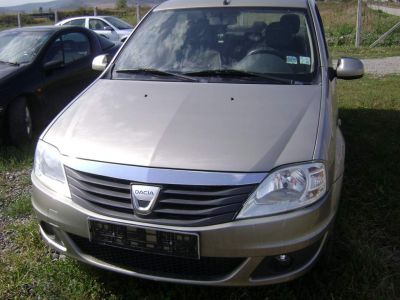 DACIA LOGAN FACE LIFT LAUREAT 1.4 MPI