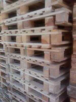 vand paleti 1000/1000 , 1100/1000  si  1000/1200