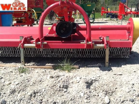 Tocator suprafete ierboase ornamentale Wirax , latime lucru 1,8 m