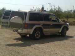 Vind Mitsubishi Pajero 4�4