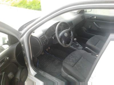 vand GOLF 4 1,4 16v cu AC.TRAPA GEAMURI INCHIDERE ETC