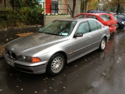 BMW 520i , an 2002 , e39 motor caroserie jante interior mecanica orice piesa