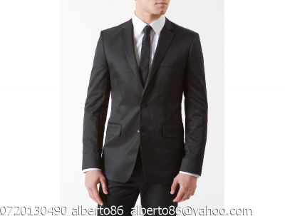 Vand costume business la 2 nasturi 