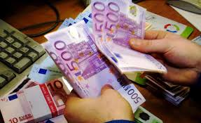 Castiga 300$ de acasa ca operator online cu contract legal