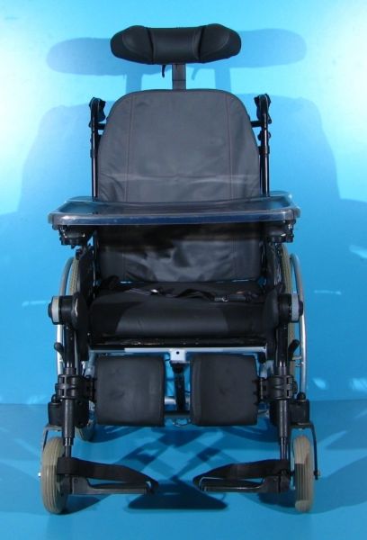 Scaun cu rotile invalizi - Invacare   latime sezut 48 cm