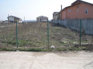 Vand teren Pipera 600 intravilan