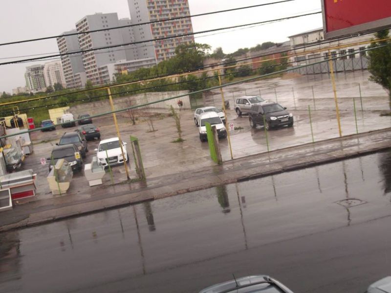  Inchiriem Parcare 3000 mp/2