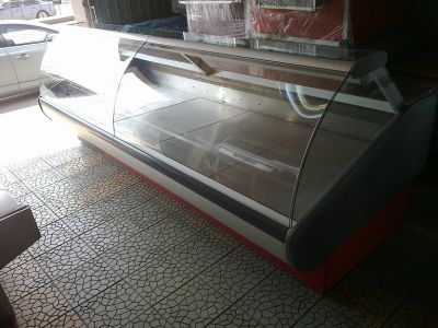 Vitrina frigorifica pentru mezeluri si carne 3.2 metri 