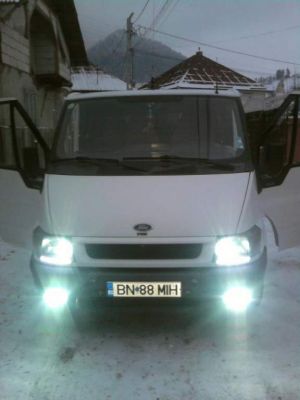 Vand sau schimb Ford Transit