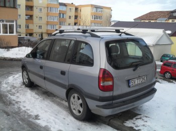 Vand URGENT Opel Zafira 2001 - pret mic