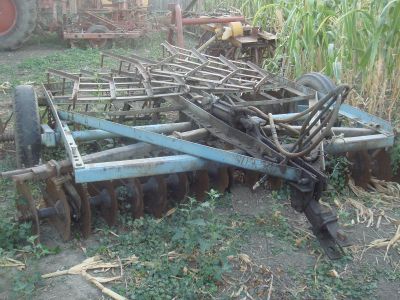 tractor zetor 80 cp cu disc si plug