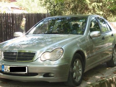 Vand Mercedes C200!!!