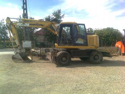 Excavator Komatsu PW130