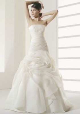 vand rochie mireasa ROSA CLARA