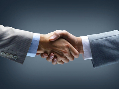 Locuri de munca - Operator Online